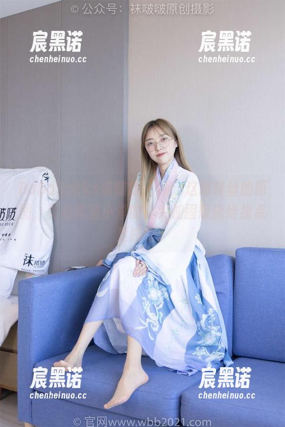 BoBoSocks袜啵啵-小淳 BoBoSocks袜啵啵 - 啧,这咖啡丝的原图,真心希望小淳的脚尖加固版能给我点灵感啊。