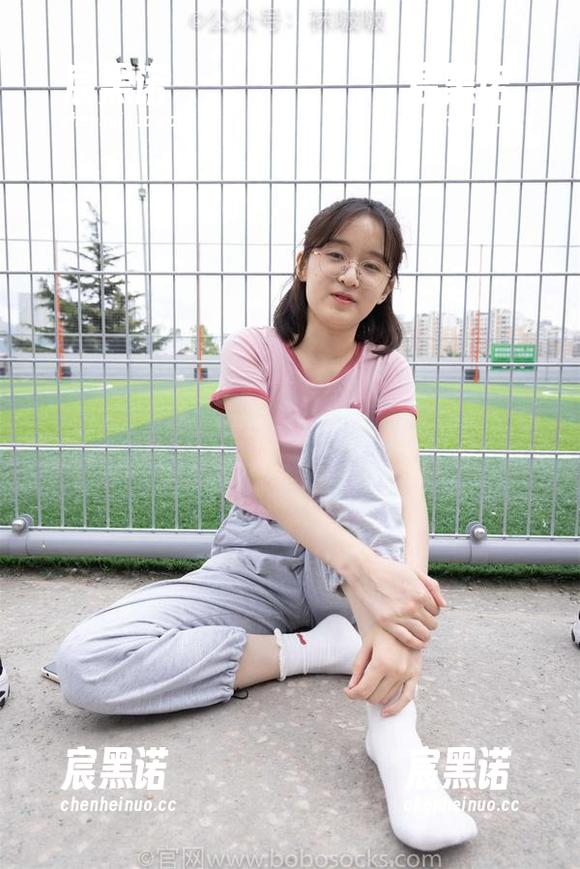 BoBoSocks袜啵啵-甜甜圈 BoBoSocks袜啵啵 - 网盘里的甜甜圈黑丝打底(脚尖加固款),每次看都有新的收获,快试试吧!
