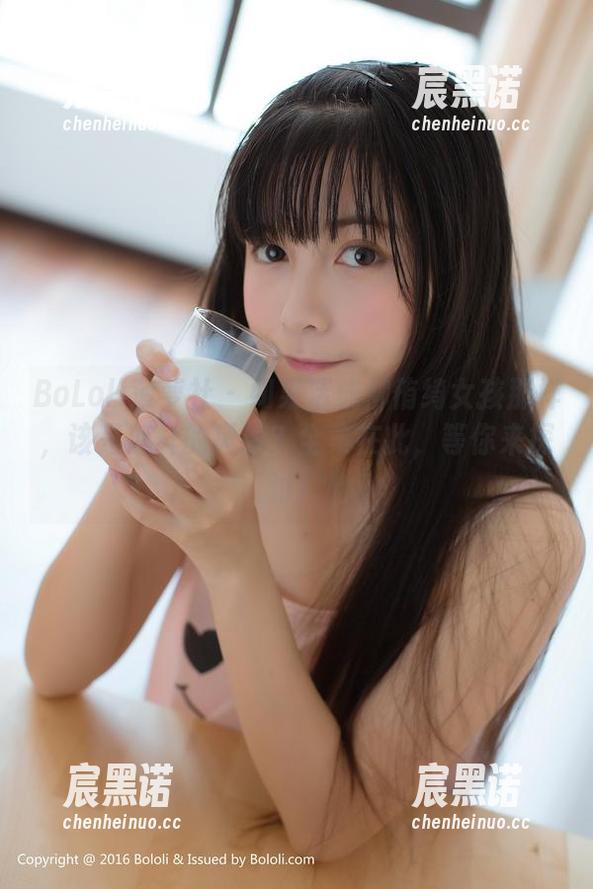 BoLoli菠萝社-柳侑绮 BoLoli菠萝社 - 如果活成柳侑绮女孩那样,该是怎样的风景?全集在此,等你来探讨!
