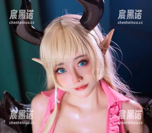 发现Byoru的泳装写真，不禁让我多看了几眼