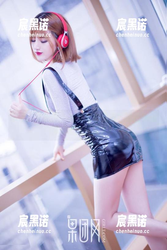 GIRLT果团网 - 林弯弯的女友？远比她的高清图库还迷人！