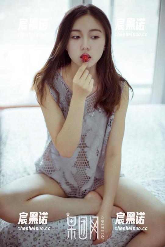 GIRLT果团网-裴希西 GIRLT果团网 - 裴希西的JK,无圣光高清图包,快来藏起来吧