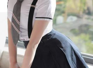 MFStar模范学院 - 这组美图，柳侑绮Sevenbaby在白色里的“无辜”气质，谁定她永远是个乖乖女？