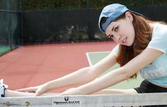 MiiTao蜜桃社 - 在韵莉娜VANILLA的美图中，谁说职业装不能性感？