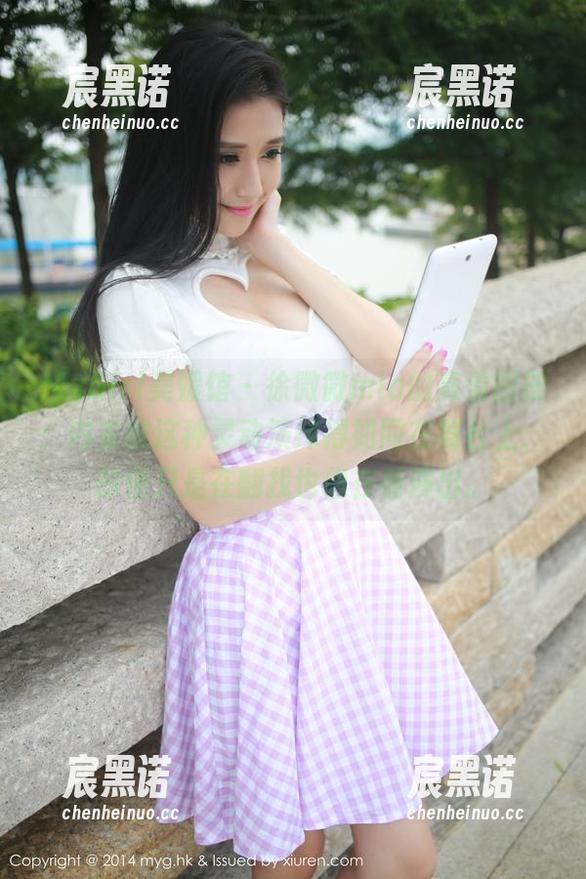 MyGirl美媛馆 - 徐微微mia的高清图册：内衣被这种灵动演绎得如同在舞台上，即便只是在翻找也像在看演出。