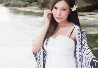 MyGirl美媛馆 - 最新高跟鞋原图，沫晓伊baby在这里，怎么觉得这腿就像是魔术呢？
