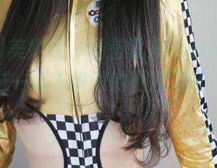 MyGirl美媛馆 - 看蓝夏Akasha如何把白裙穿成一场不设限的夏日记忆，原图奉上！