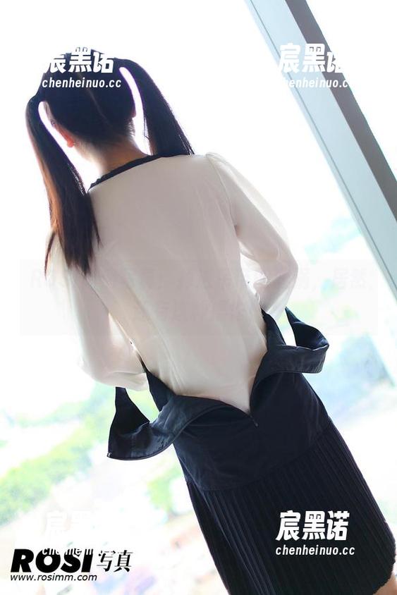 ROSI写真 ROSI高清写真:掉进吊带的漩涡,居然还有这种操作!