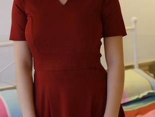 每次看ROSI的嫩学妹制服写真，心想这个下载究竟会给我什么启发呢？