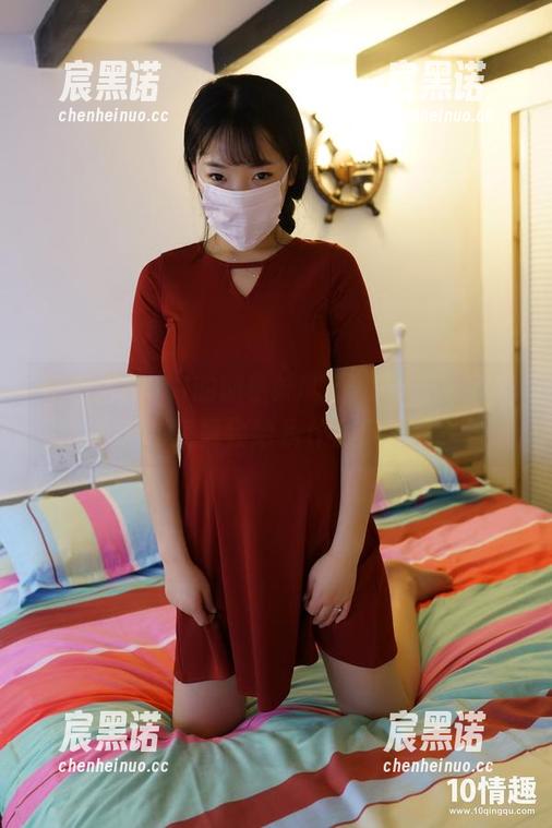 每次看ROSI的嫩学妹制服写真，心想这个下载究竟会给我什么启发呢？