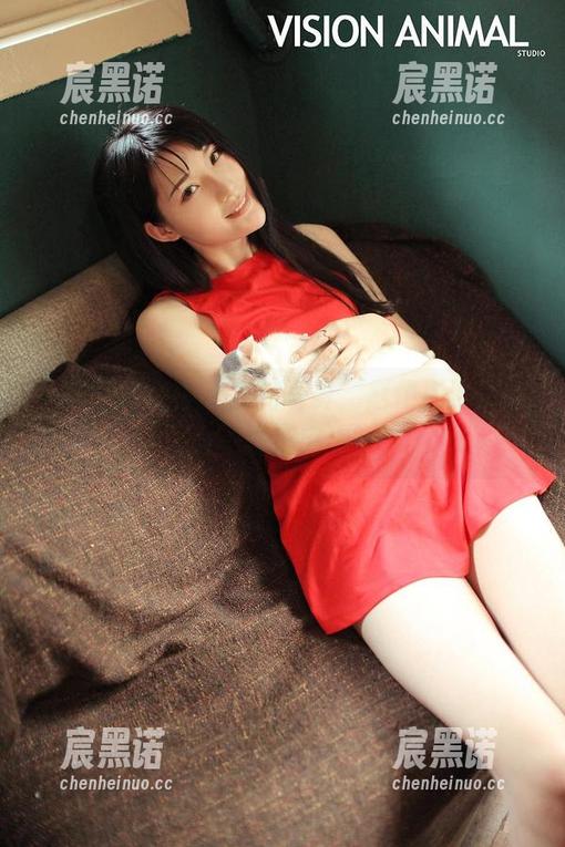 TGOD推女神 - 短裙写真，赵伊彤诠释何为“清新出挑”