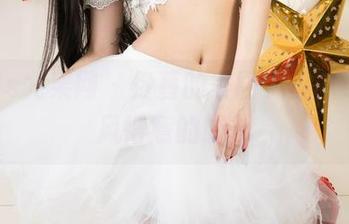 UGirls尤果网 - 佟蔓的美图，丝袜也有春风得意的时刻