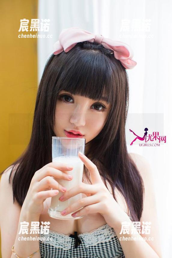 UGirls尤果网 - 原图直击张之龄：她的剧情可能比我看过的剧本还惊险。