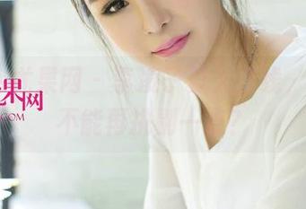 UGirls尤果网 - 李凌子夏天在线，图片能不能再挑剔一点？