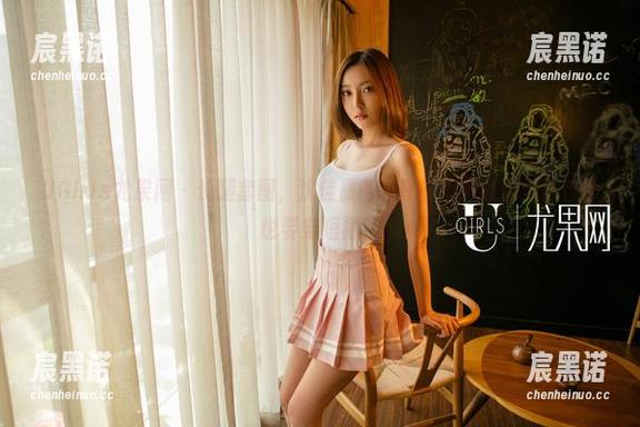 UGirls尤果网 - 长腿套图，沈佳熹的分享有没有让你觉得自己也要穿短裙？