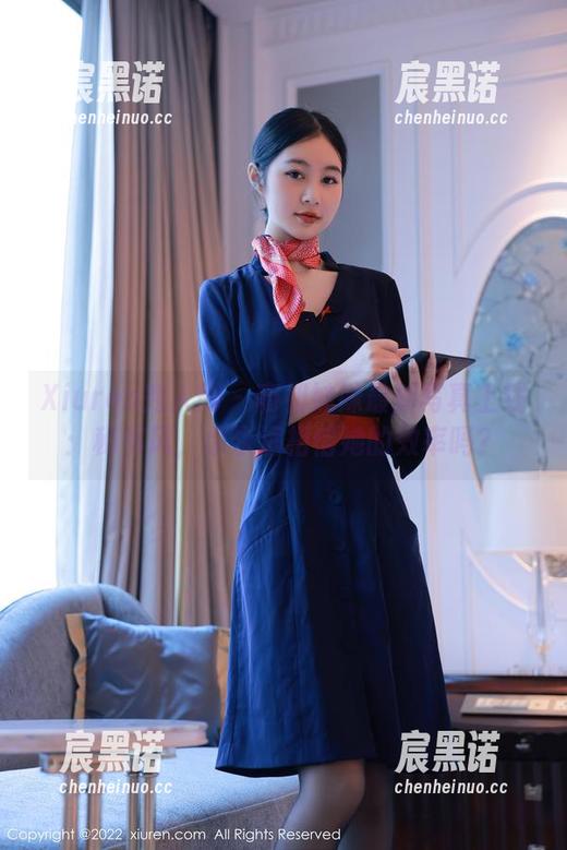 Xiuren秀人网 - 南初妹妹最新写真上线：秘书风，你永远相信她的效率吗？