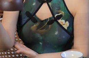 Xiuren秀人网 - 图包更新！徐莉芝Booty的丝袜真让人着迷——不科学的搭配？