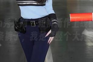 Xiuren秀人网 - 短裤新作上线！白琮瑗这条裤子，我是要竖个大拇指。