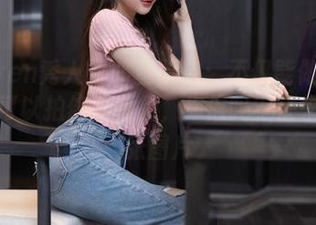 Xiuren秀人网 - 蛋蛋宝：不仅能做博主，还可以拍修女作品，你信吗？快来瞧这张图片