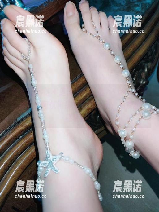 微密圈 - 这不是普通的制服，YuYu超甜丫教你如何优雅撑起气场，来，免费撒下载机会！