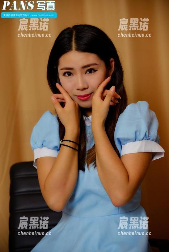pans - 思妍的双马尾写真：福利满满，看了就是赚到！