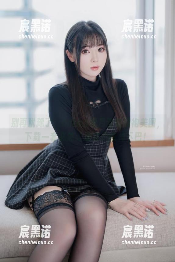 shimo霜月 别再犹豫了,shimo霜月这组旗袍美图,下载一套必然让朋友们惊掉下巴!