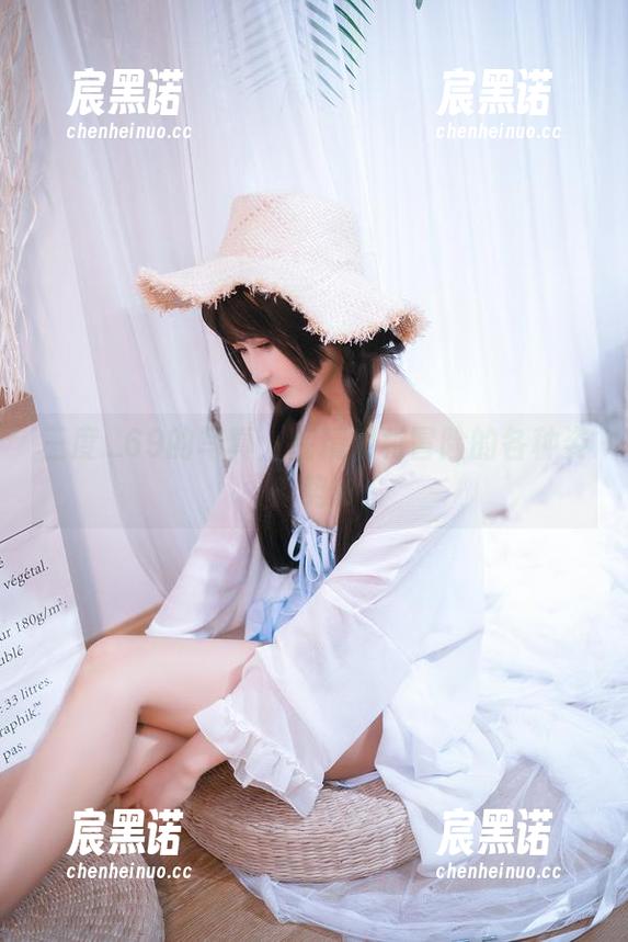 三度_69的写真：在精灵村冒险的各种姿势