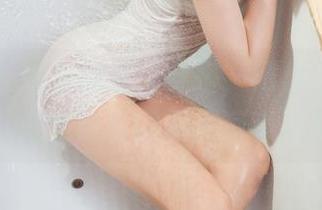 丽柜 - 王炜炜的夏天穿搭，网盘已备好，快下载这份全国最美凉爽写真！
