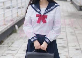 原图大公开：兔玩映画泳池系列，水花都好像在说话……