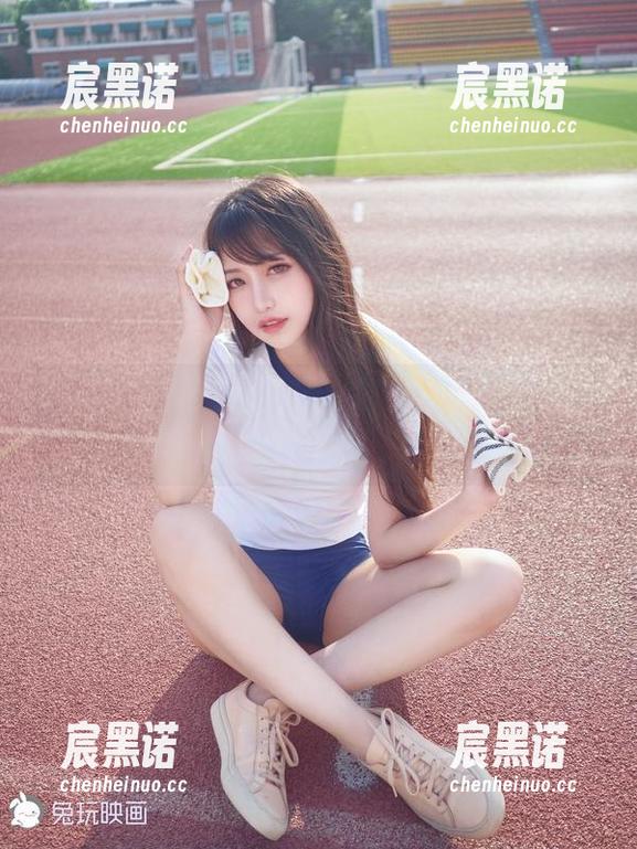 兔玩映画的全套图集，谁能拒绝这个体操服的穹妹呢？
