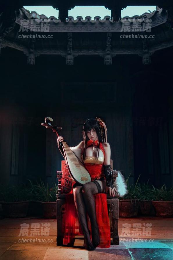 半半子拿出福利力作，Bunny图片帮你打发无聊时光！