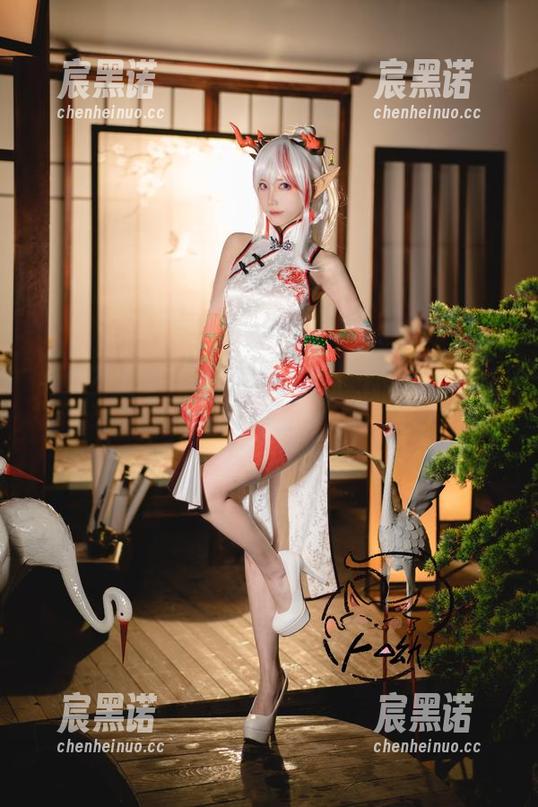 免费不是梦！卜呦制服照片擦出什么火花？