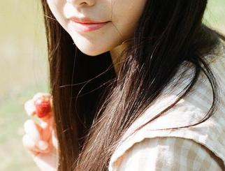 嘎潼护士写真：关心病人吗，还是关注你？