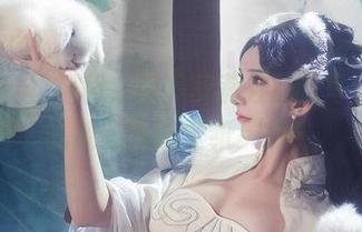 90万粉丝福利，在下萝莉控ii的写真怎么就成了我的壁纸灵感？