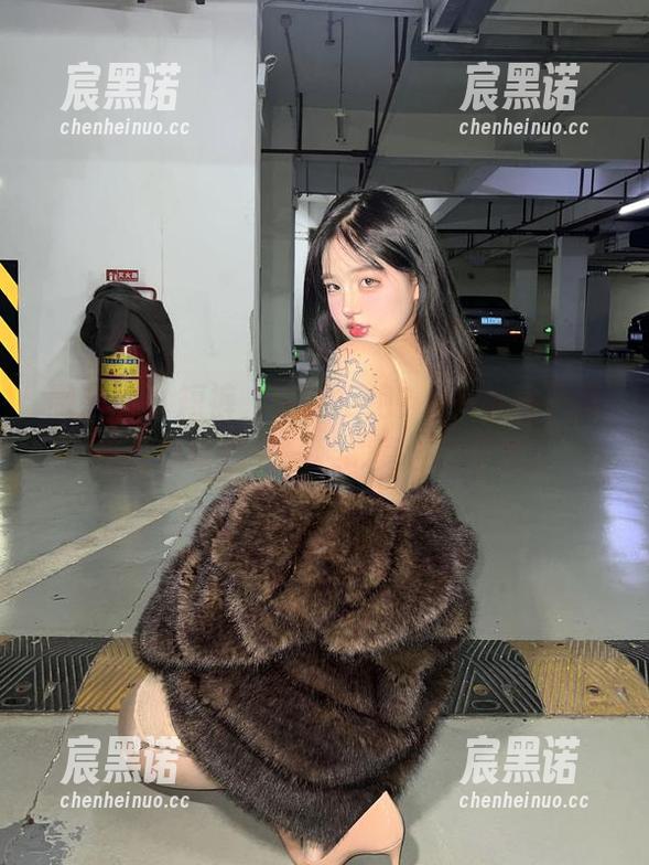 微密圈 - 短裤，谁能拒绝？小u优优子图集分享给我的一种...莫名的浮想。