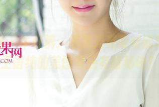 尤果网 - 牛仔裤：不是光有身材能驾驭，王语纯的美图里还有啥秘诀？