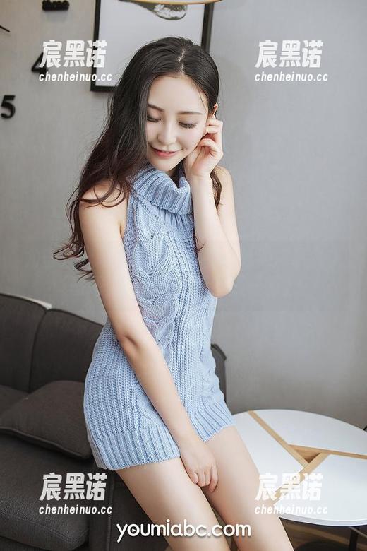 尤蜜荟 - 匆匆一瞥：露露小喵的高清美人图册，让我脑子里乱成一团。