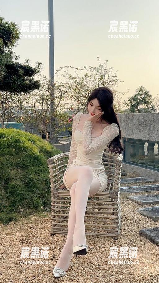 徐莉芝 微密圈 - 徐莉芝—温柔的全套图包,细腻又平淡,像极了没盐的汤。