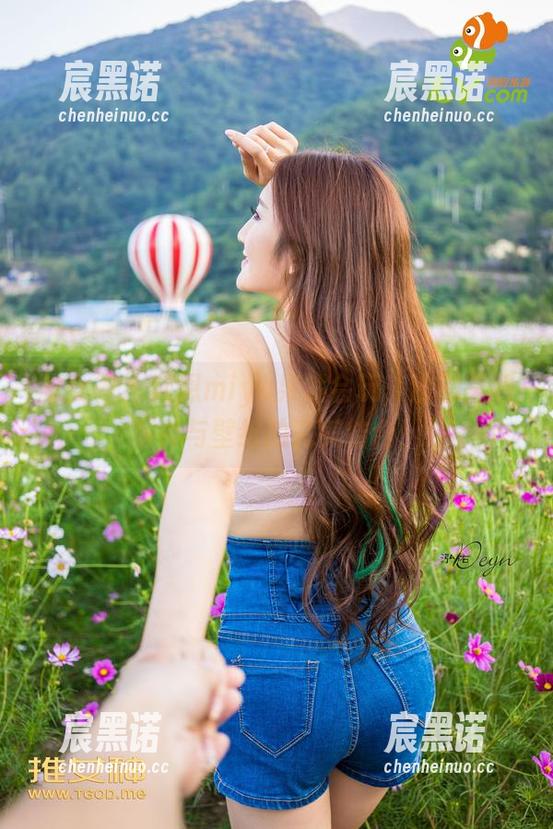 推女神 - 宛恩miyu果然会玩，沙巴里的写真与壁纸的完美结合！