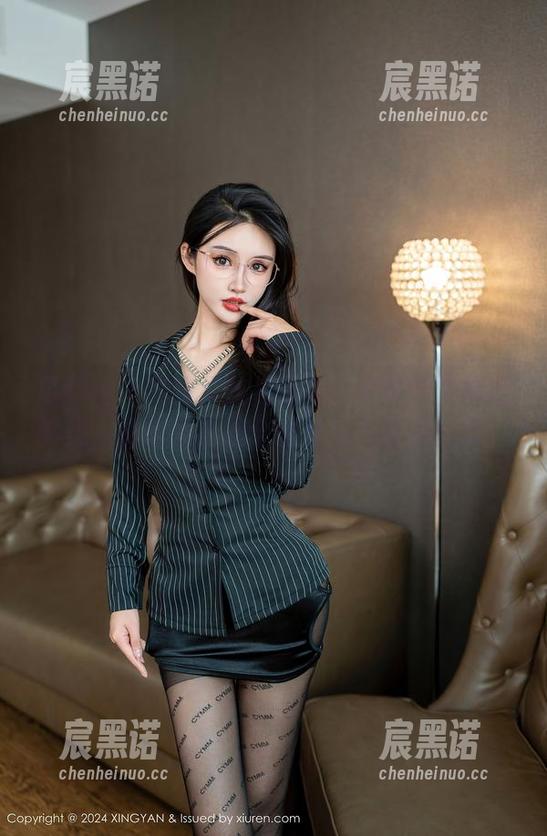 星颜社-刘钰儿 星颜社 - 刘钰儿美足全集:如果你觉得足够美,那咱就该加个脚趾头美容课程了!