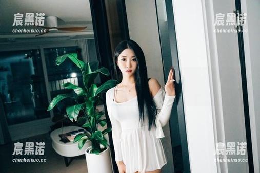 呃…普美Bomi(보미)的[Loozy]街边小摊，原图中的资源有点让我心痒