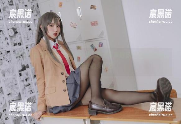 大家快来看果咩酱的白蕾丝合集，若无其事地穿上超乎想象的可爱，不愧是心灵工艺！