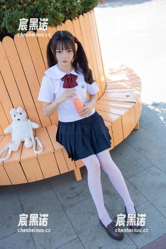 森萝财团 - 小满的妹妹，高清版“居家懒散”，美图出自灵魂画手？