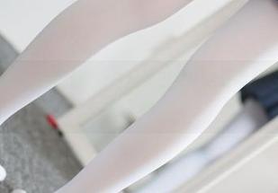 森萝财团，最新写真升级---白丝美少女！这是要开始二次元的实验了吗？