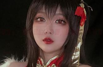 椒妮佐仁：原图里的水手服，别看我我不好意思