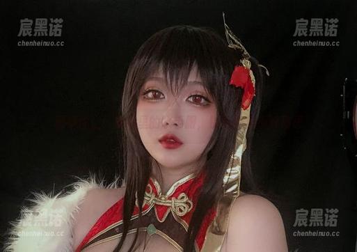 椒妮佐仁：原图里的水手服，别看我我不好意思