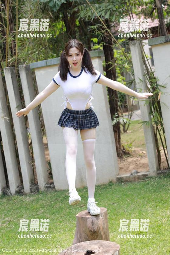 模范学院 - 纯白的俏皮——欧阳美萱的私拍图包来啦，太好奇了吧。