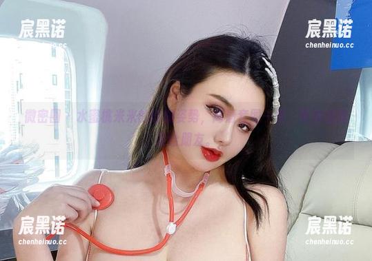 微密圈 - 水蜜桃米米的瑜伽姿势，高清套图一览，两秒想转发给朋友。