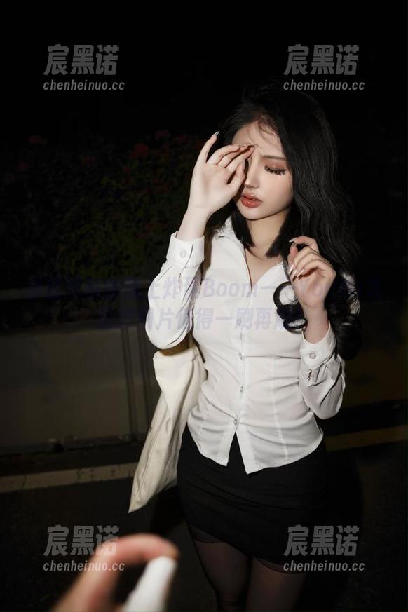 当猫娘制服遇上炸蛋Boom——YouMi尤蜜的图片值得一刷再刷！