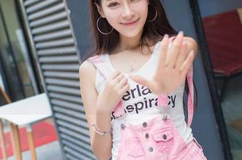 爱蜜社 - 最新图片发售，快来看小狐狸Kathryn的制服造型，一定不会让你失望！
